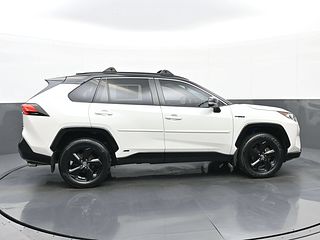 Thumbnail - 2020 Toyota RAV4 Hybrid