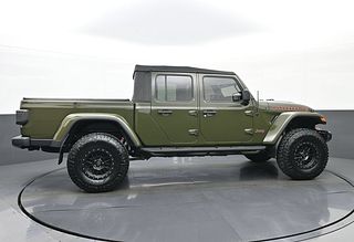 Thumbnail - 2022 Jeep Gladiator