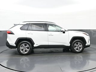Thumbnail - 2024 Toyota RAV4 Hybrid