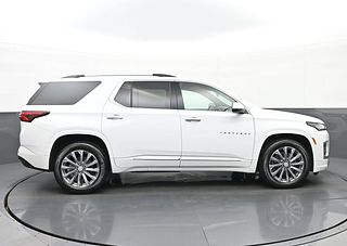 Thumbnail - 2022 Chevrolet Traverse