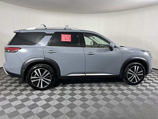 Thumbnail - 2025 Nissan Pathfinder
