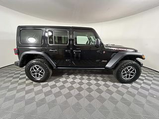 Thumbnail - 2025 Jeep Wrangler
