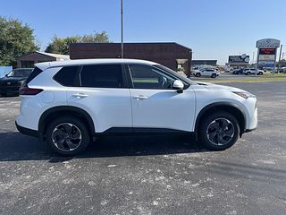 Thumbnail - 2026 Nissan Rogue