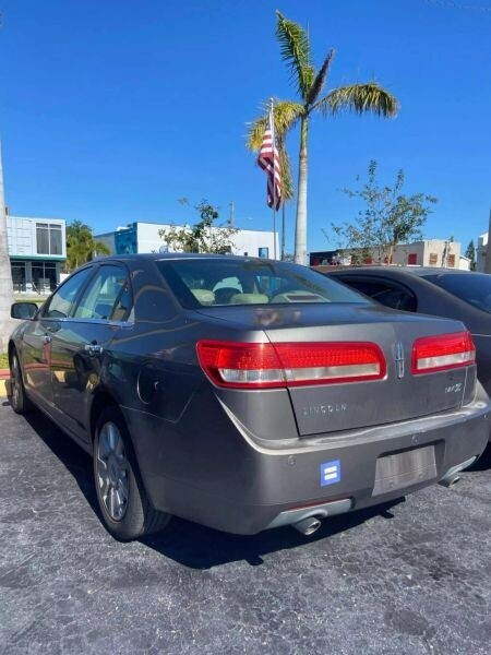 2010 Lincoln MKZ Located at Drive Smart slide-image