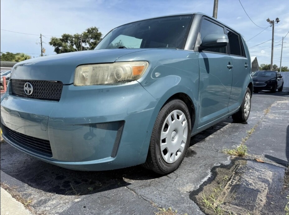 2008 Scion xB Located at Drive Smart light-box-slides