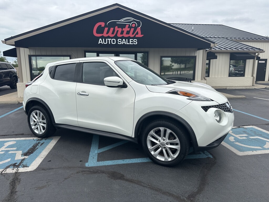 2017 Nissan JUKE Located at Curtis Auto Sales Indianapolis slide-image