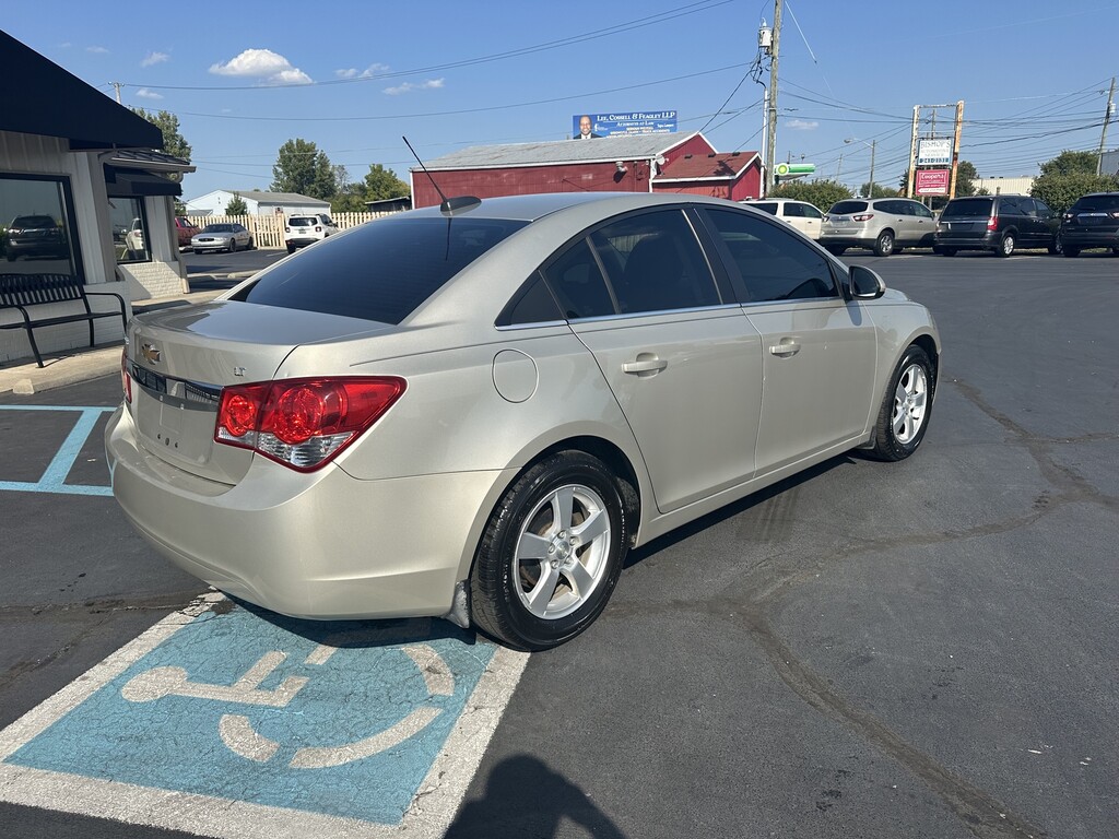 2016 Chevrolet CRUZE LIMI Located at Curtis Auto Sales Indianapolis light-box-slides