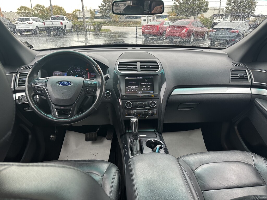 2016 Ford Explorer Located at Curtis Auto Sales Indianapolis slide-image