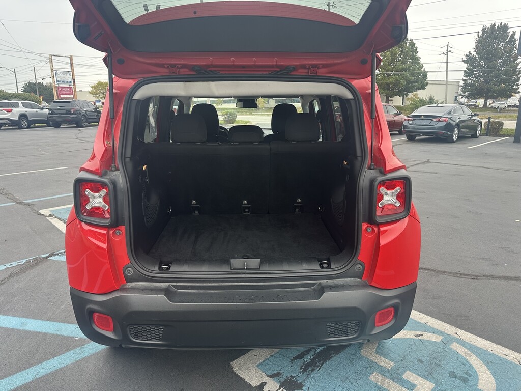 2016 Jeep RENEGADE Located at Curtis Auto Sales Indianapolis slide-image