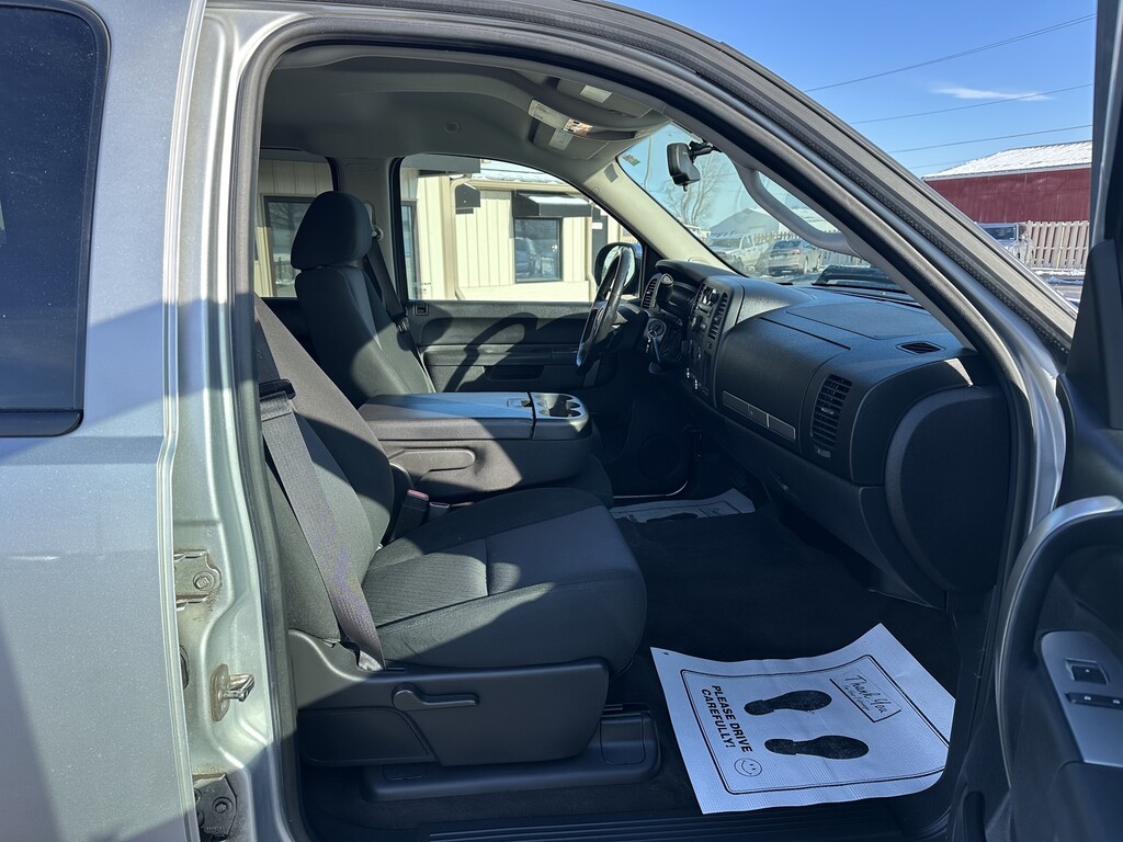 2013 GMC SIERRA 150 Located at Curtis Auto Sales Indianapolis slide-image