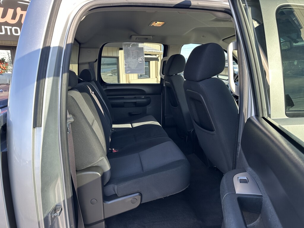 2013 GMC SIERRA 150 Located at Curtis Auto Sales Indianapolis slide-image