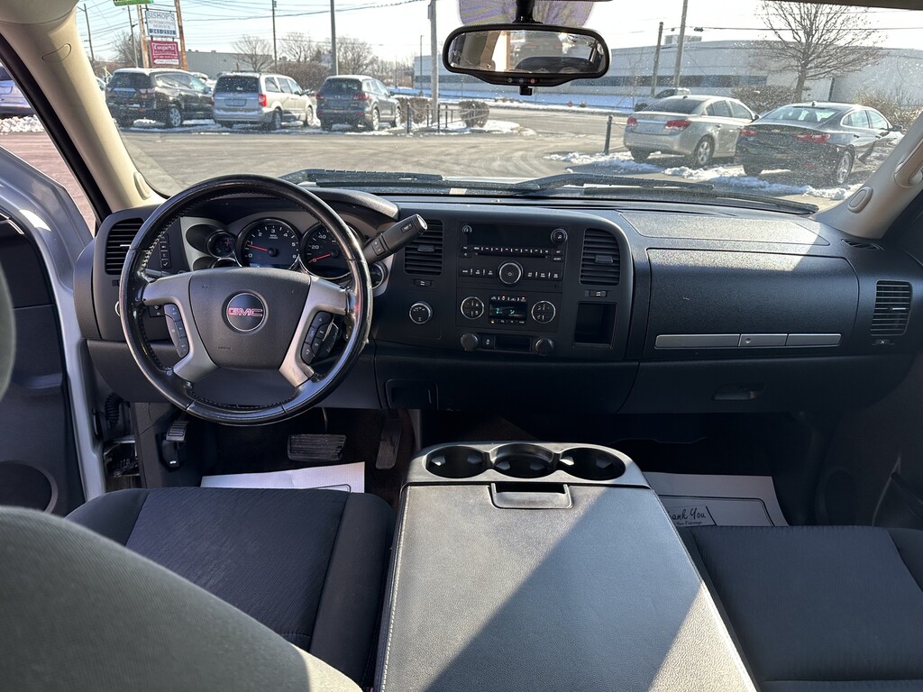 2013 GMC SIERRA 150 Located at Curtis Auto Sales Indianapolis light-box-slides