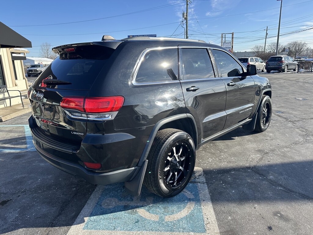 2015 Jeep GRAND CHER Located at Curtis Auto Sales Indianapolis slide-image