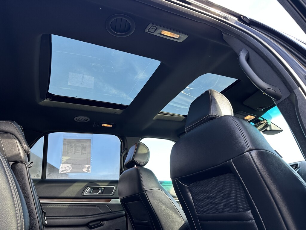 2016 Ford Explorer Located at Curtis Auto Sales Indianapolis light-box-slides