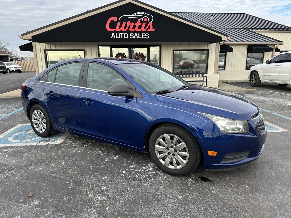 2012 Chevrolet Cruze LS's photo