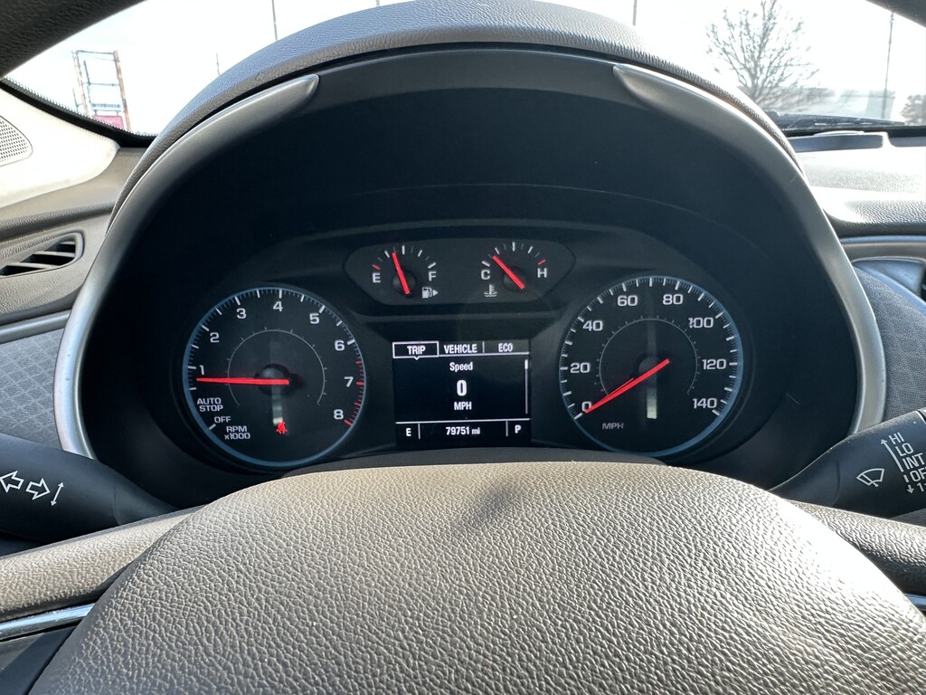 2018 Chevrolet MALIBU Located at Curtis Auto Sales Indianapolis slide-image