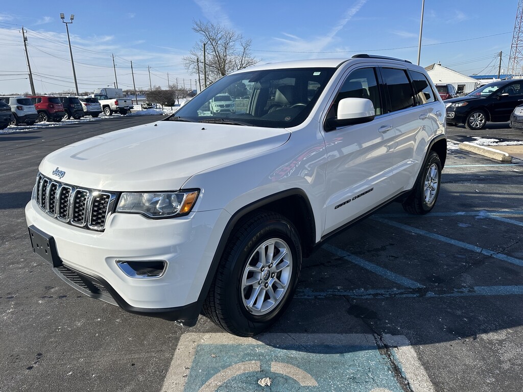 2019 Jeep GRAND CHEROKEE Located at Curtis Auto Sales Indianapolis slide-image