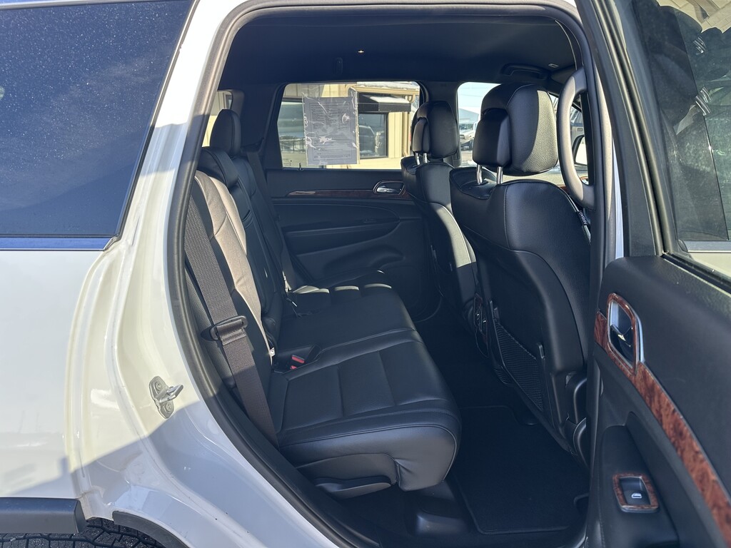 2019 Jeep GRAND CHEROKEE Located at Curtis Auto Sales Indianapolis slide-image