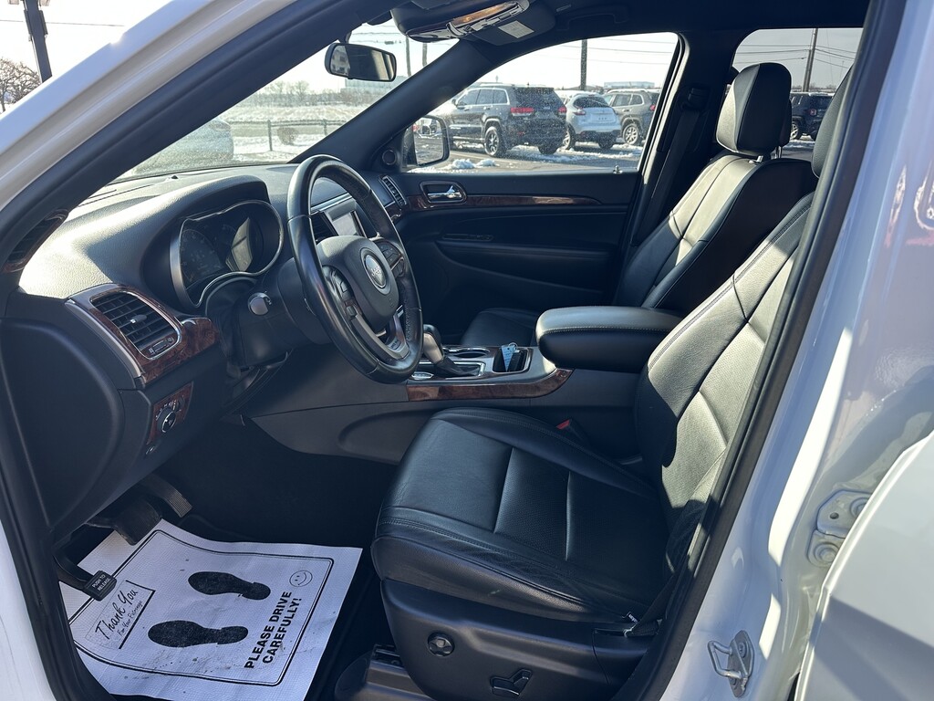 2019 Jeep GRAND CHEROKEE Located at Curtis Auto Sales Indianapolis slide-image