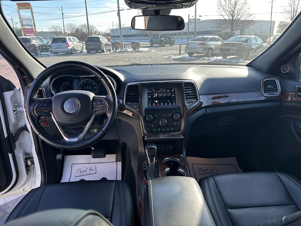 2019 Jeep GRAND CHEROKEE Located at Curtis Auto Sales Indianapolis slide-image
