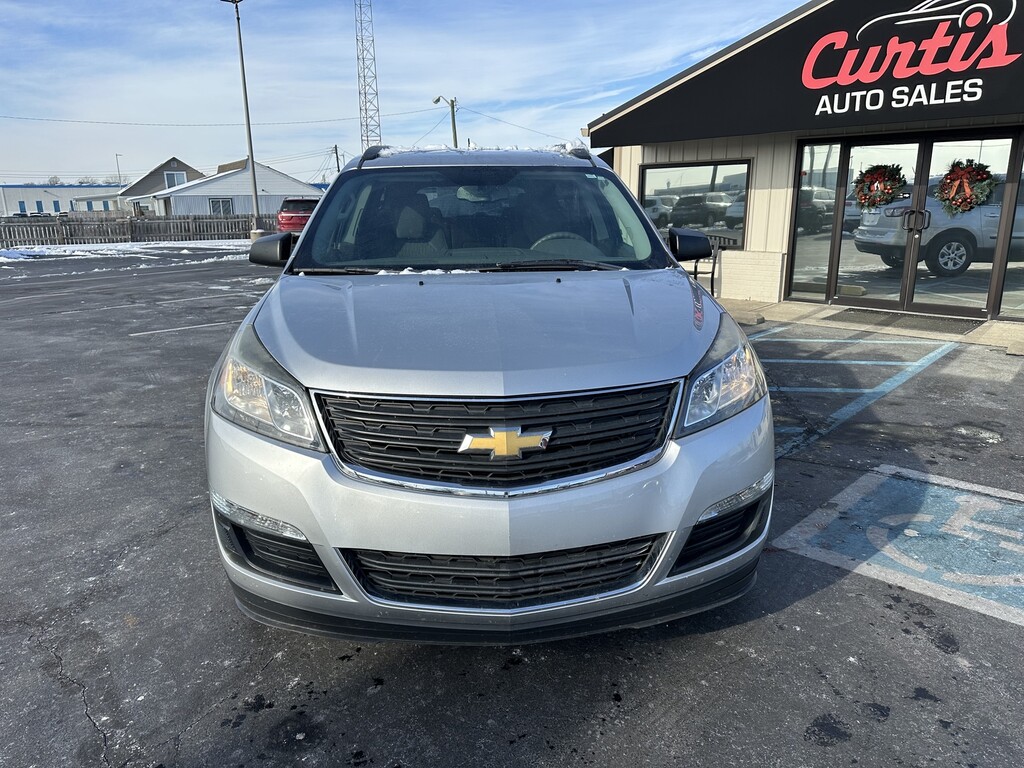 2016 Chevrolet TRAVERSE Located at Curtis Auto Sales Indianapolis light-box-slides