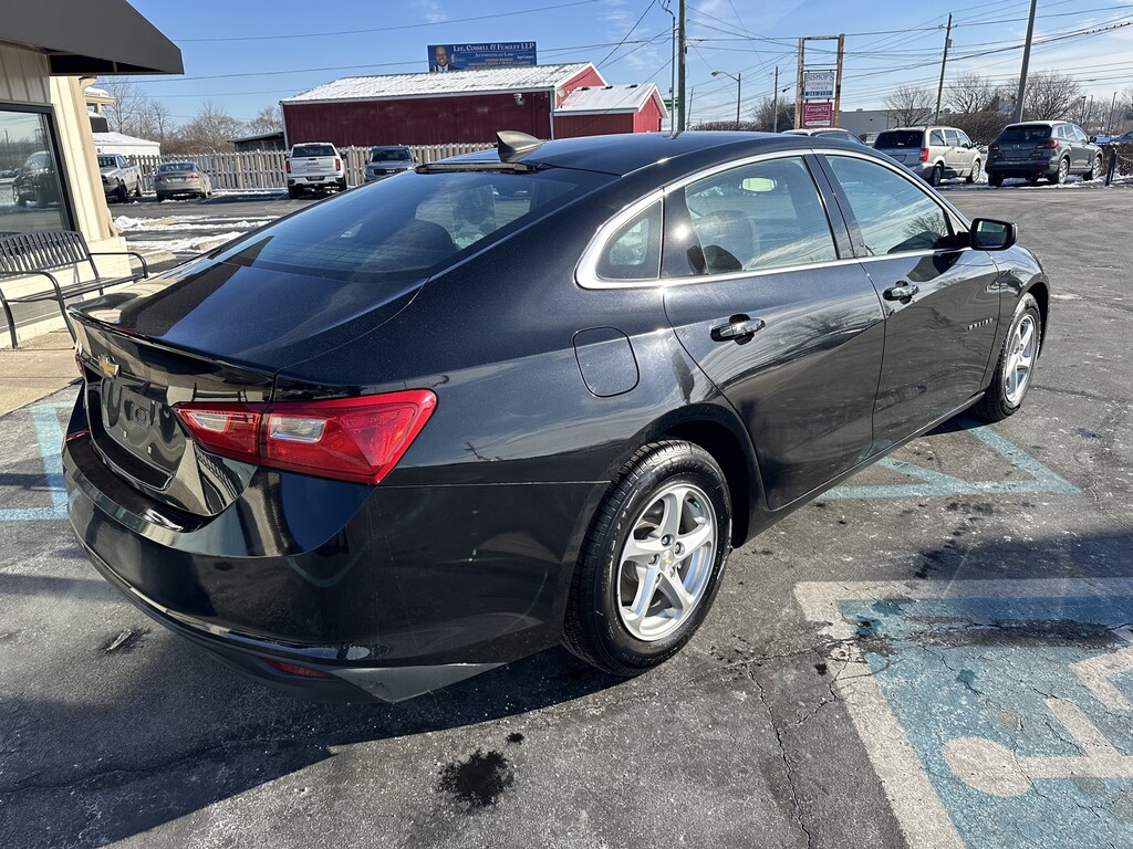 2017 Chevrolet MALIBU Located at Curtis Auto Sales Indianapolis light-box-slides