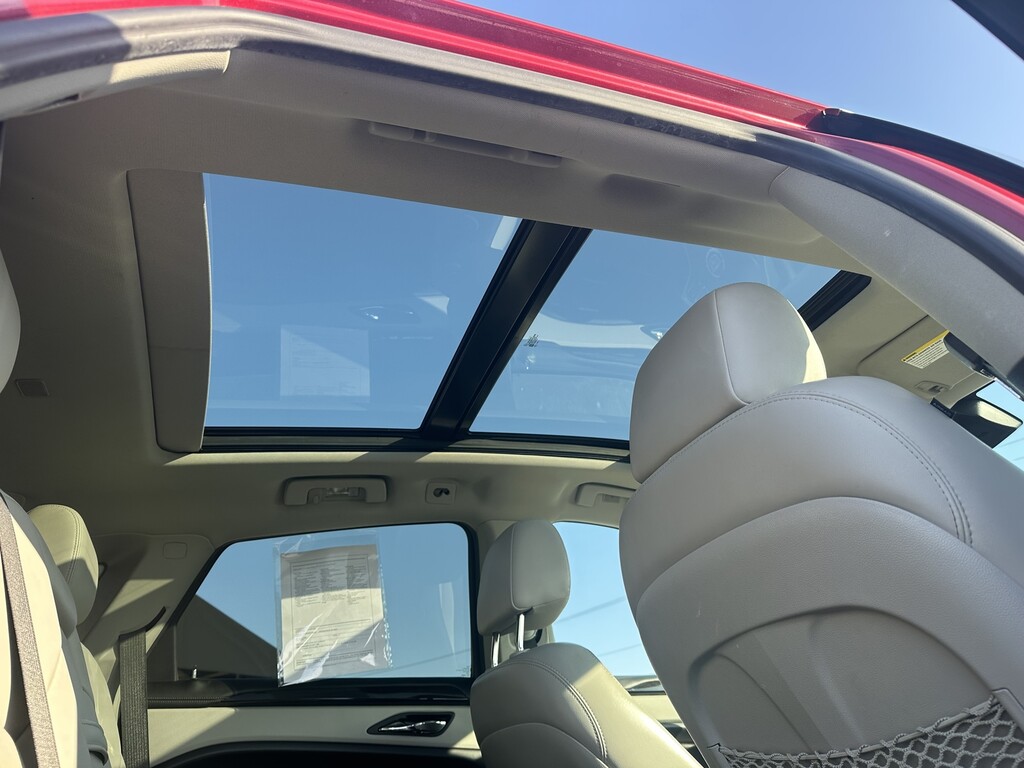 2016 Cadillac SRX Located at Curtis Auto Sales Indianapolis slide-image