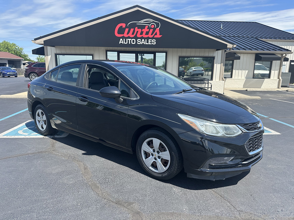2017 Chevrolet CRUZE Located at Curtis Auto Sales Indianapolis light-box-slides