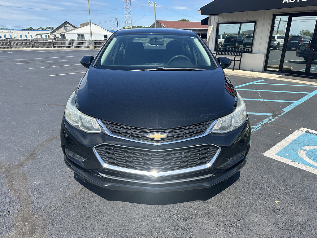 2017 Chevrolet CRUZE Located at Curtis Auto Sales Indianapolis light-box-slides