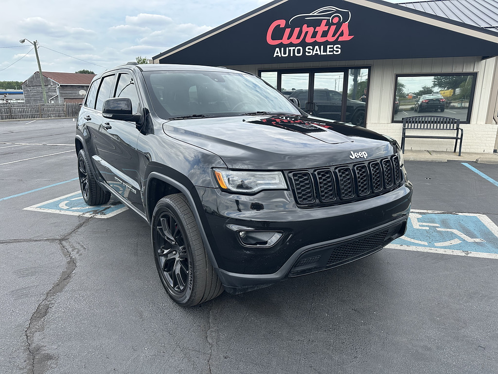 2018 Jeep GRAND CHEROKEE LIMIT Located at Curtis Auto Sales Indianapolis slide-image