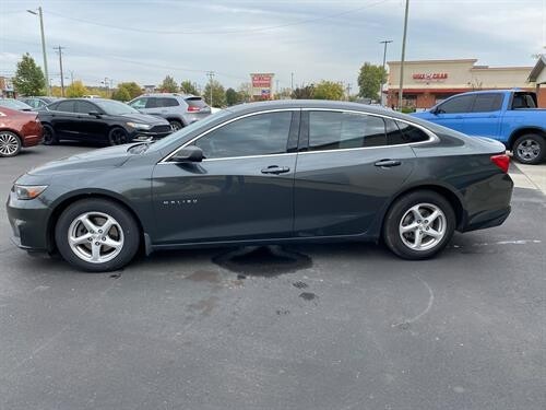 2017 Chevrolet MALIBU Located at Curtis Auto Sales Avon slide-image