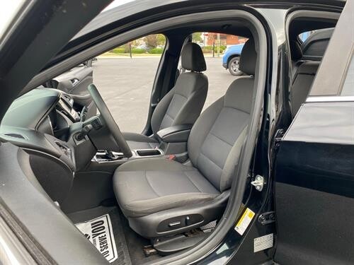 2018 Chevrolet CRUZE Located at Curtis Auto Sales Avon slide-image