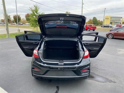 2018 Chevrolet CRUZE Located at Curtis Auto Sales Avon slide-image