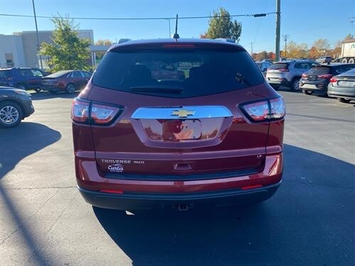 2017 Chevrolet TRAVERSE Located at Curtis Auto Sales Avon light-box-slides