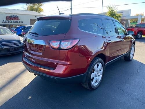 2017 Chevrolet TRAVERSE Located at Curtis Auto Sales Avon light-box-slides