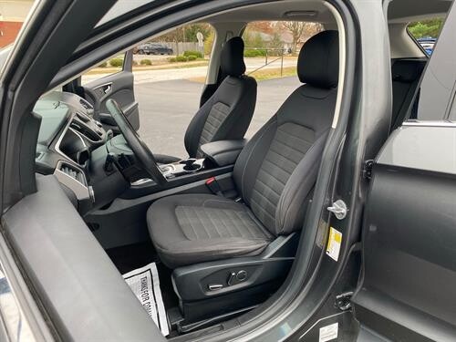 2016 Ford EDGE Located at Curtis Auto Sales Avon slide-image