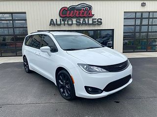 Thumbnail - 2019 Chrysler PACIFICA