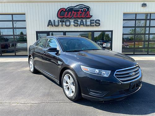 2019 Ford Taurus SEL AWD's photo