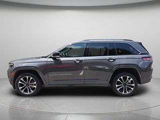Thumbnail - 2022 Jeep Grand Cherokee