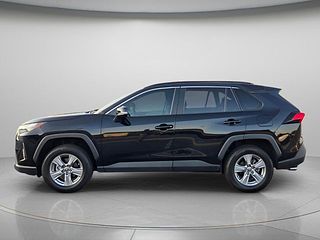 Thumbnail - 2022 Toyota RAV4