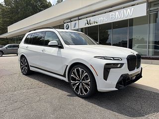 Thumbnail - 2027 BMW X7