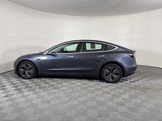 Thumbnail - 2020 Tesla Model 3