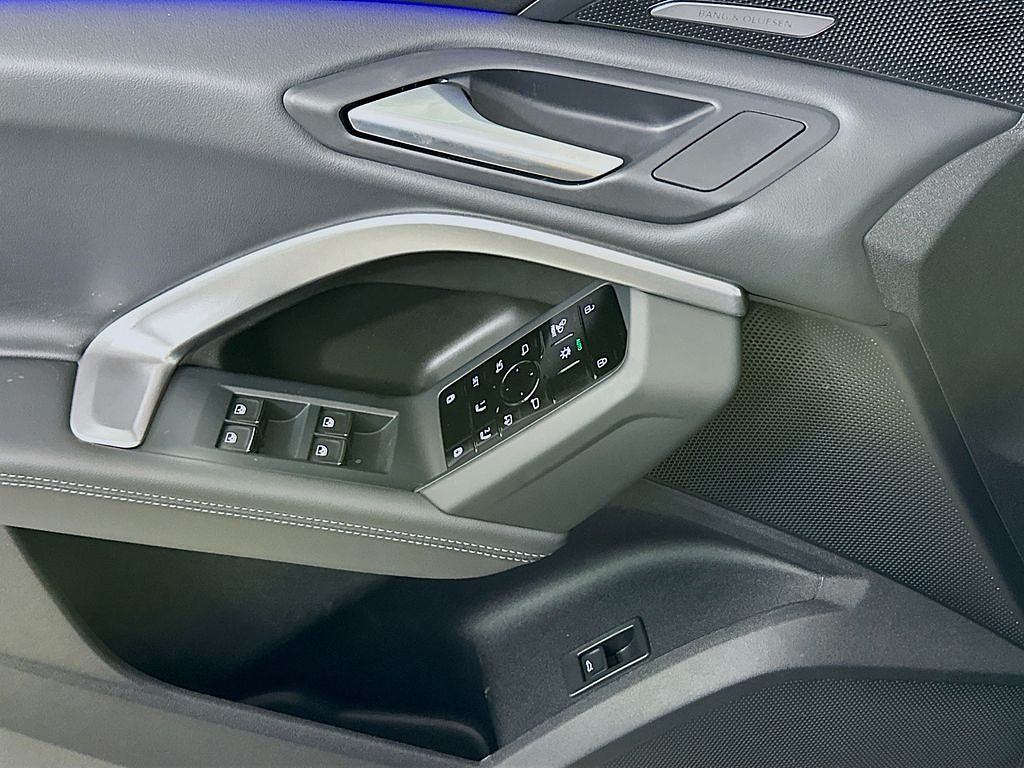 slide-image