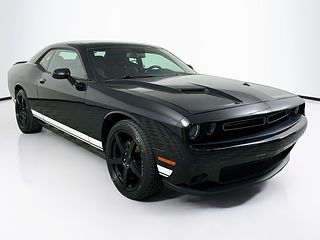 Thumbnail - 2017 Dodge Challenger