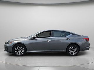 Thumbnail - 2024 Nissan Altima