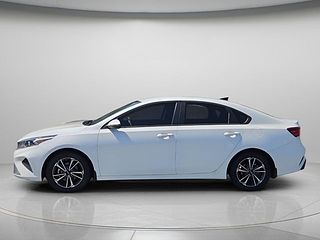 Thumbnail - 2023 Kia Forte