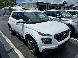 Thumbnail - 2026 Hyundai Venue