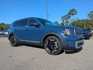 Thumbnail - 2023 Kia Telluride