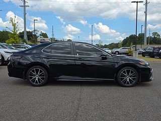 Thumbnail - 2024 Toyota Camry