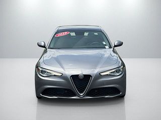 Thumbnail - 2019 Alfa Romeo Giulia